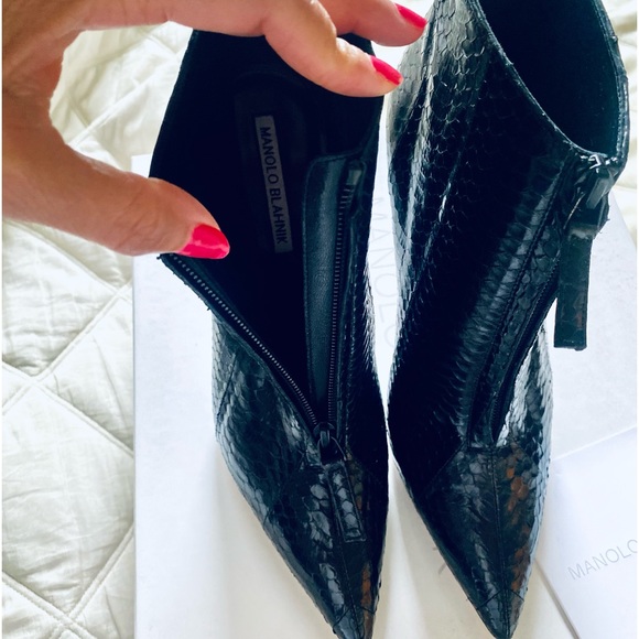 , Manolo booties - Picture 2 of 7